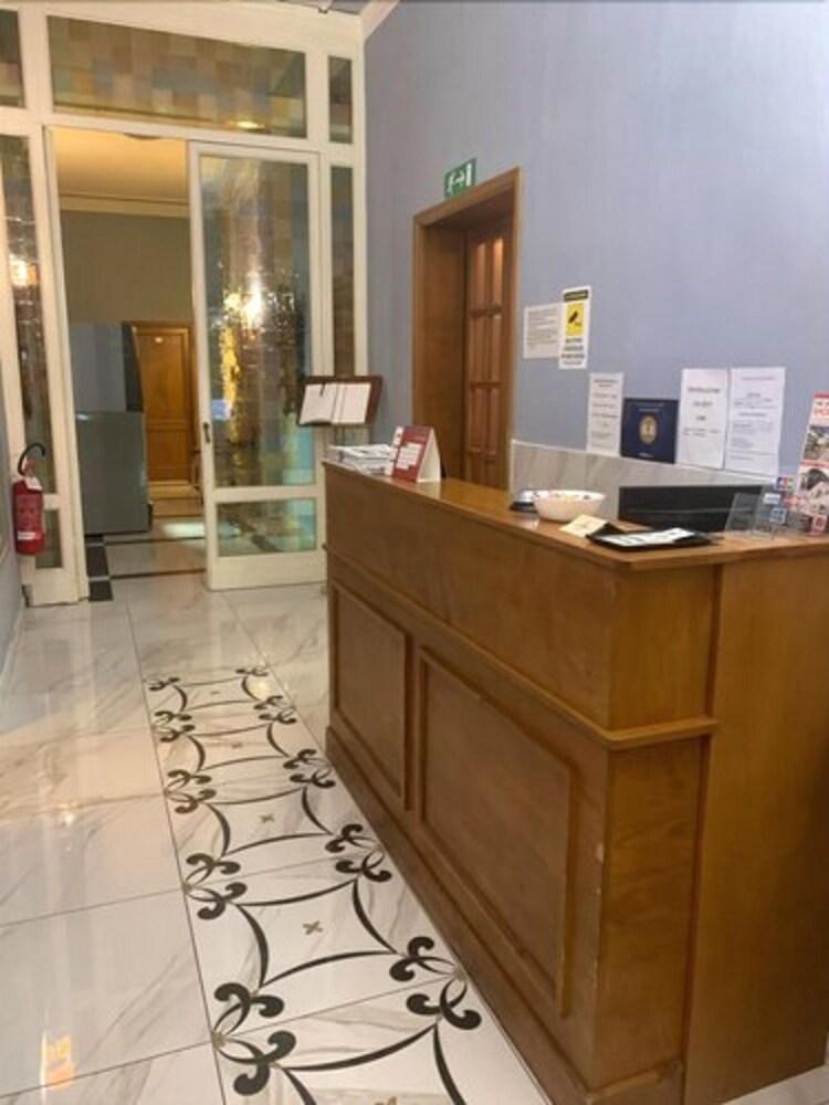 Hotel Duca D'Aosta Florence Exterior photo
