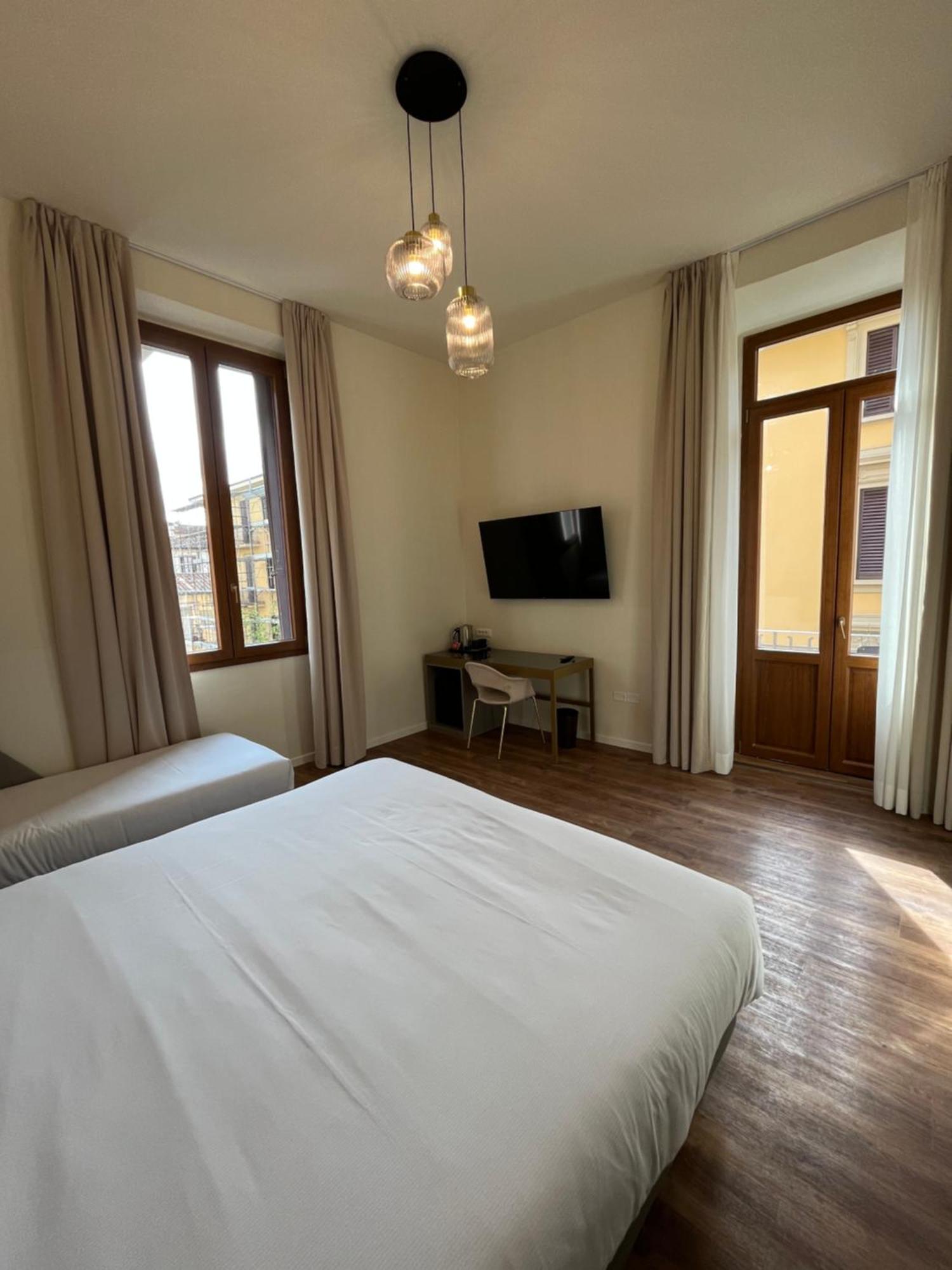 Hotel Duca D'Aosta Florence Exterior photo
